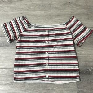 Square neckline and open shoulder striped crop top